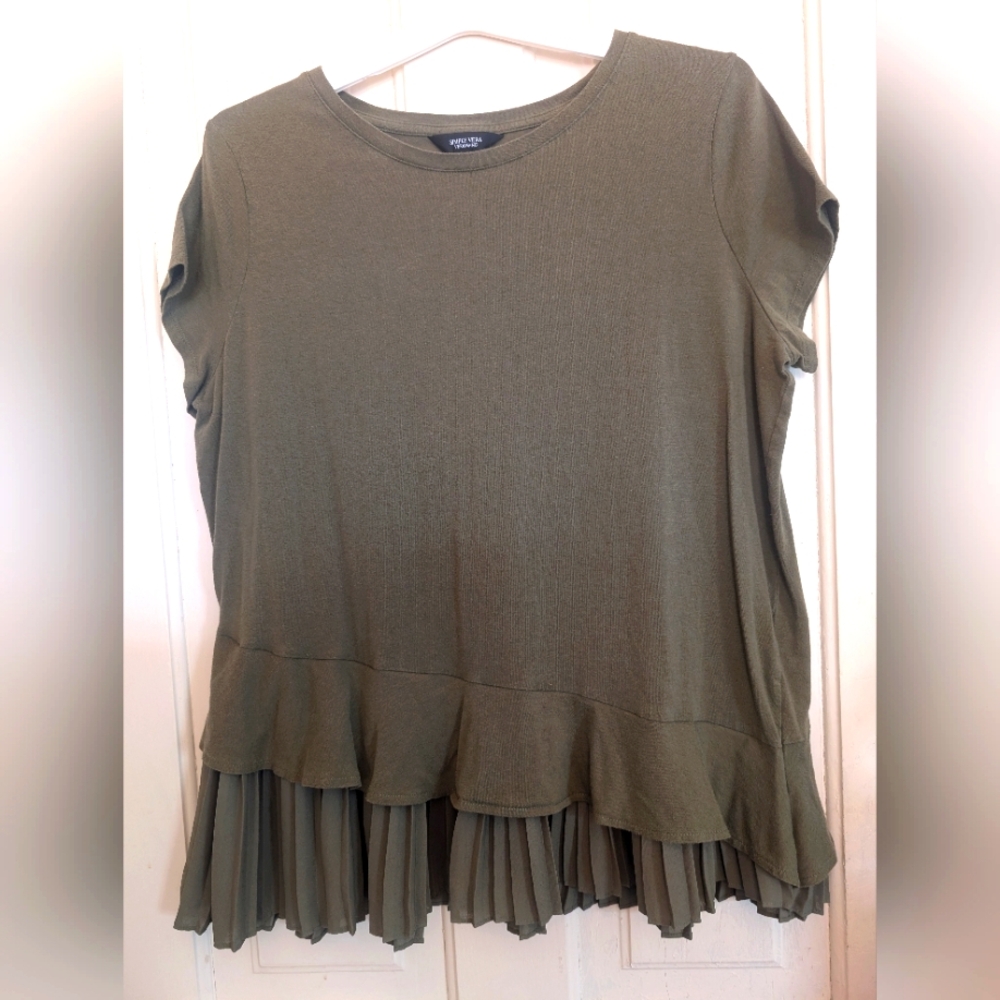 Simply Vera by Vera Wang Women's Large Olive Green Layered Short Sleeve Top